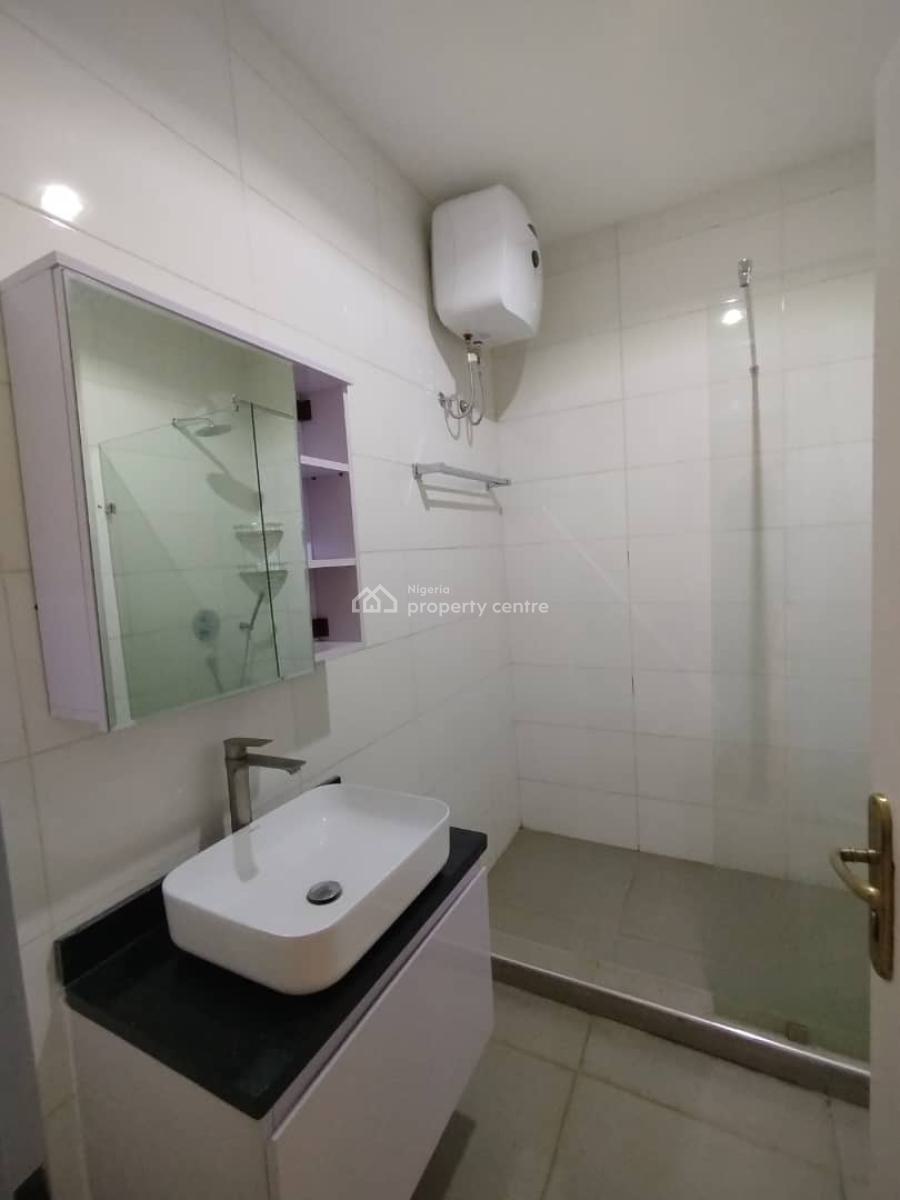 Well Massive Furnished 3 Bedroom Flat Without Bq Tarred Road, Mabushi, Abuja, Flat / Apartment for Rent