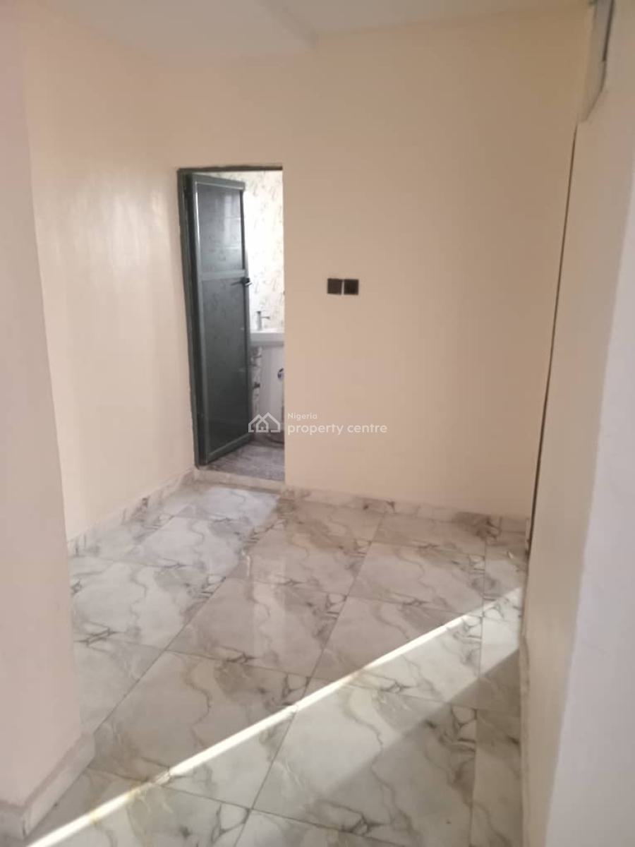 2 Bedroom Flat, G. R. a Aarea, Abijo, Lekki, Lagos, Flat / Apartment for Rent