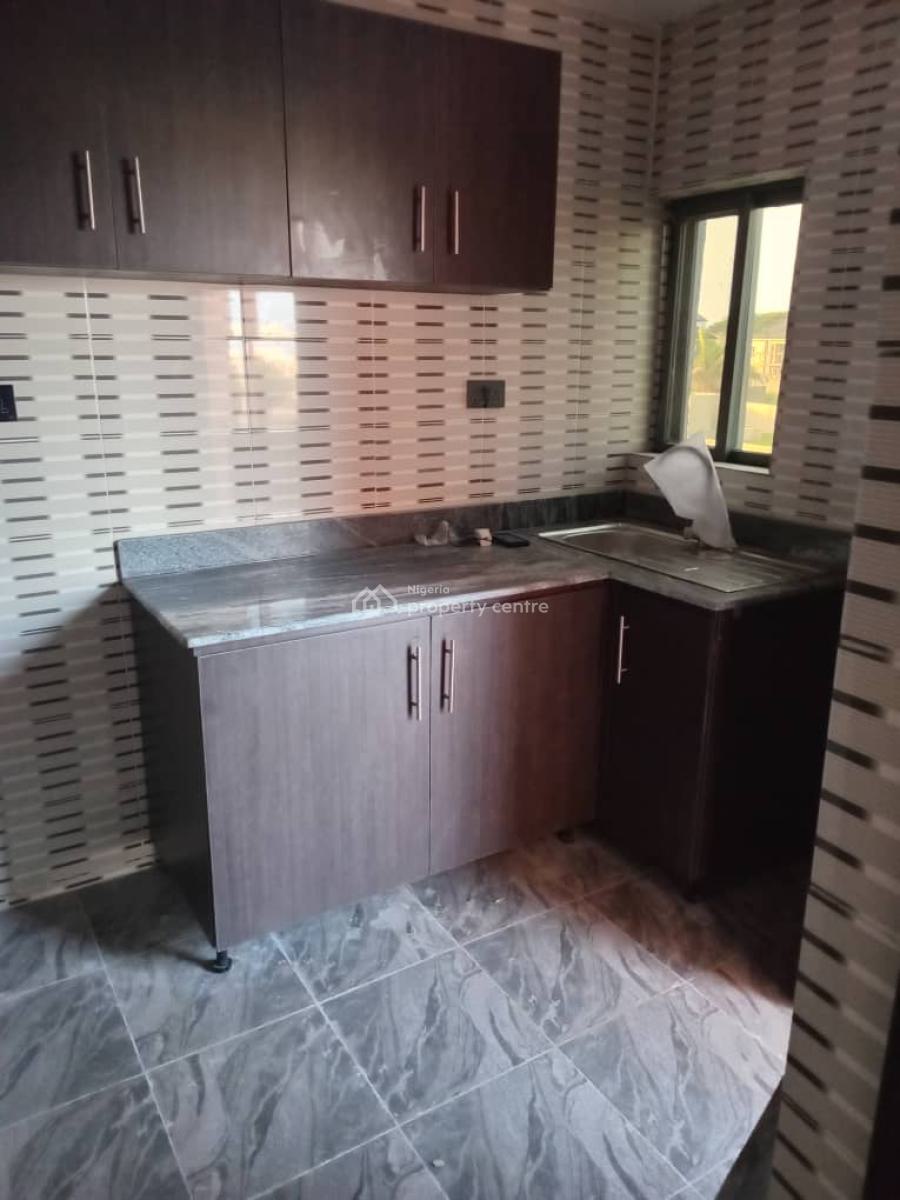 2 Bedroom Flat, G. R. a Aarea, Abijo, Lekki, Lagos, Flat / Apartment for Rent