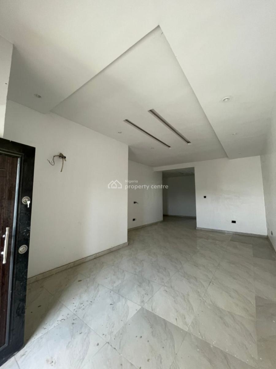 Brand Newly Built 6 Units of Contemporary 3bedrooms with Bq, Periwinkle Estate, Lekki Phase 1, Lekki, Lagos, Flat / Apartment for Sale