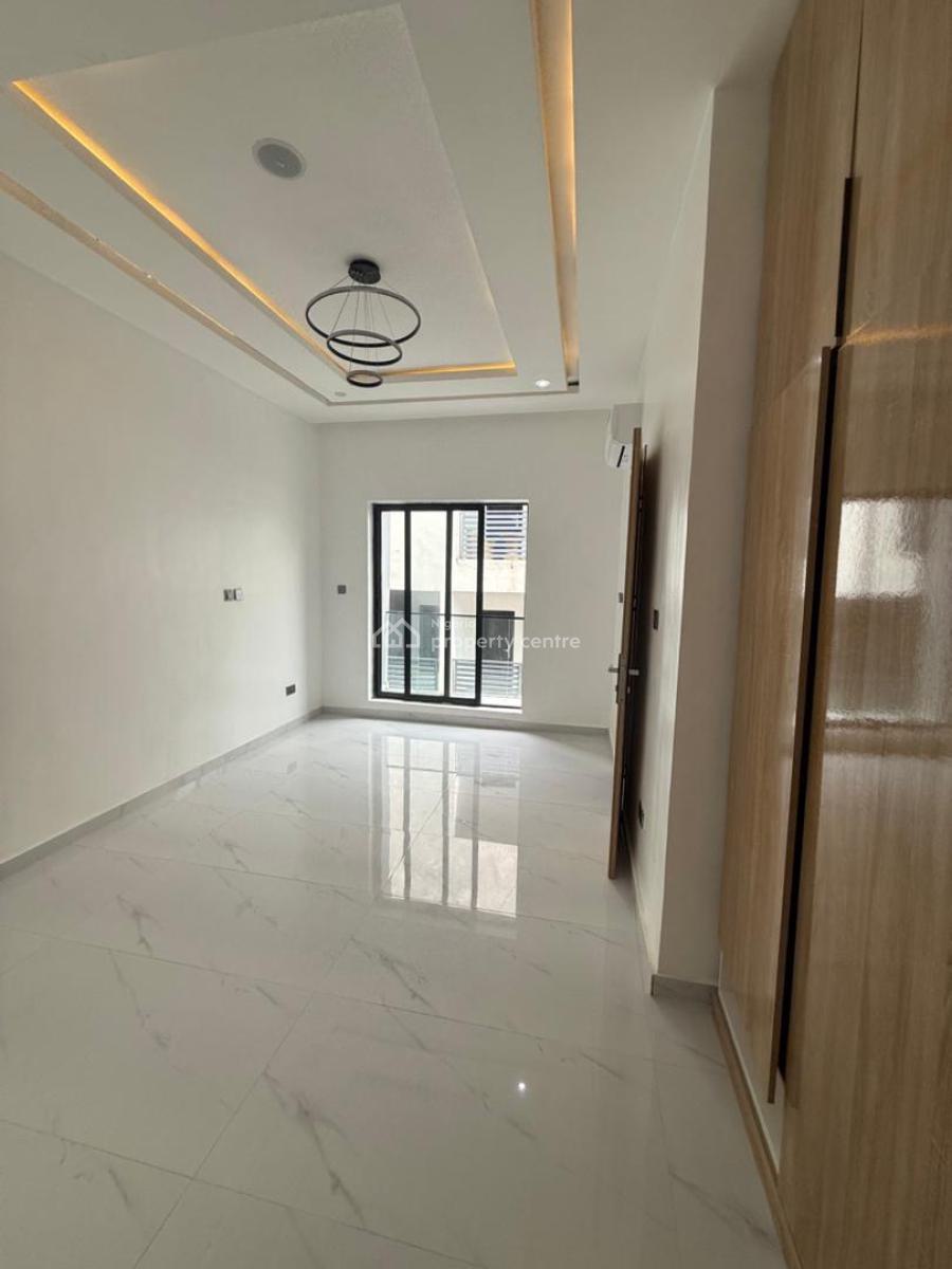 2 Bedroom Apartment, Ikate Lekki, Lekki, Lagos, Block of Flats for Sale