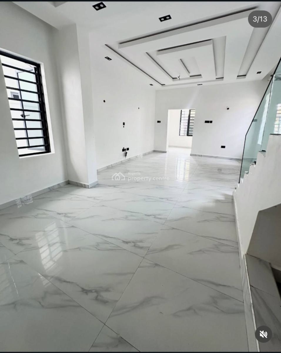 Spaciously Built 4 Bedroom Fully Detached Duplex  with  Bq, Magodo, Lagos, Detached Duplex for Sale