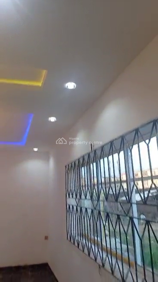 3bedroom Flat, Abesan, Ipaja, Lagos, Flat / Apartment for Sale