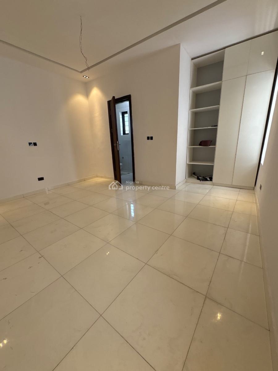 5bedroom Fully Detached Duplex, 2nd Toll Gate Chevron, Lekki Phase 2, Lekki, Lagos, Detached Duplex for Sale