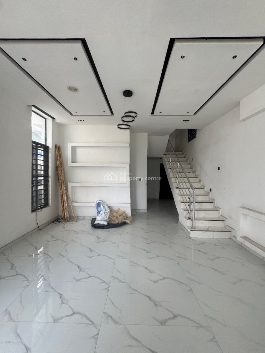 4 Bedroom Semi Detached Duplex + Bq, Lekki Phase 1, Lekki, Lagos, Semi-detached Duplex for Rent