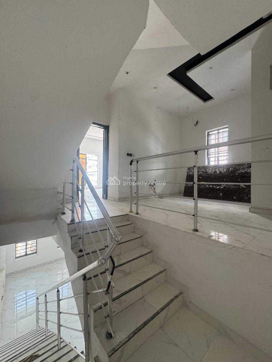 4 Bedroom Semi Detached Duplex + Bq, Lekki Phase 1, Lekki, Lagos, Semi-detached Duplex for Rent