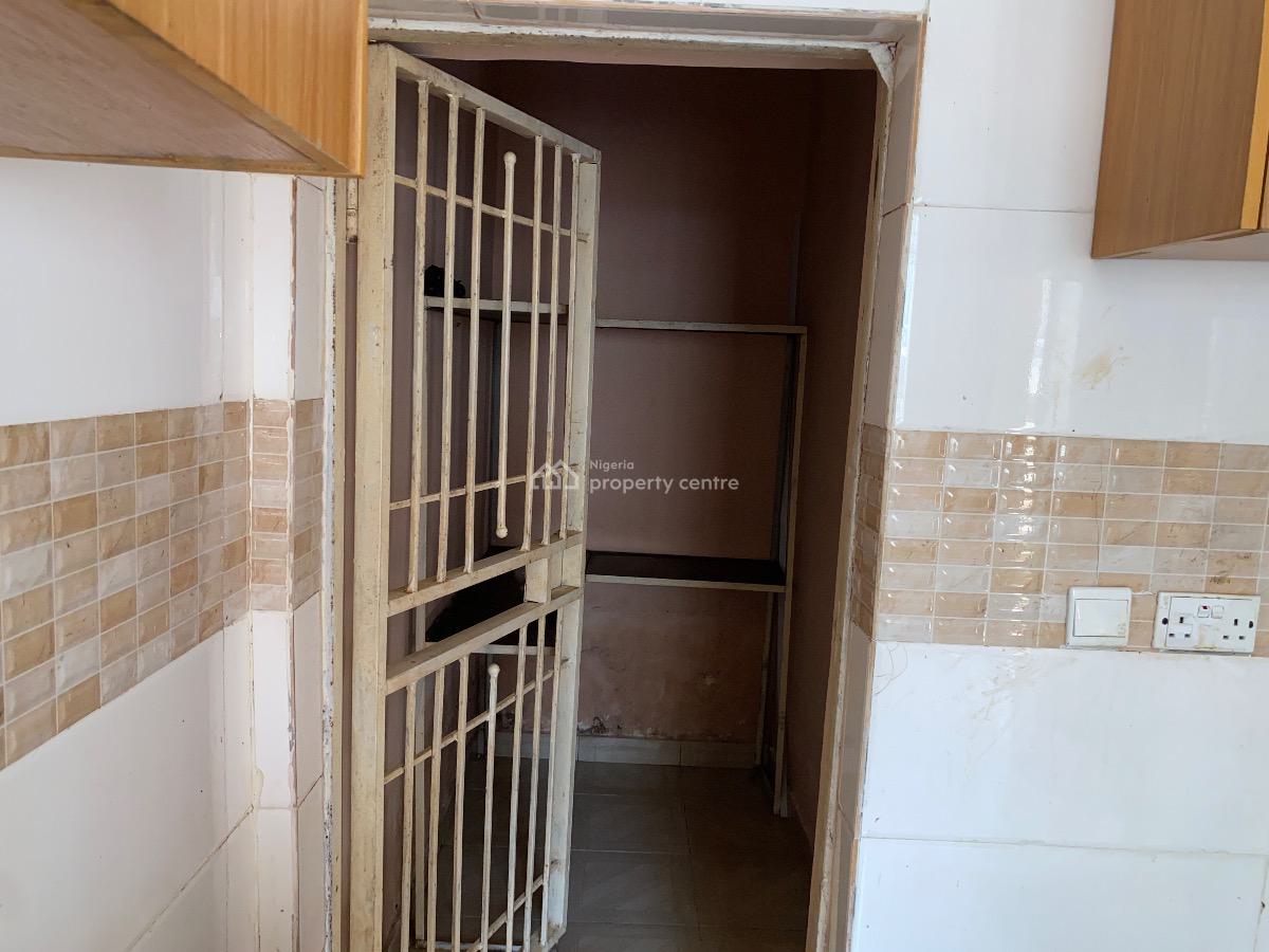 2 Bedroom, in an Estate, Life Camp, Abuja, Flat / Apartment for Rent