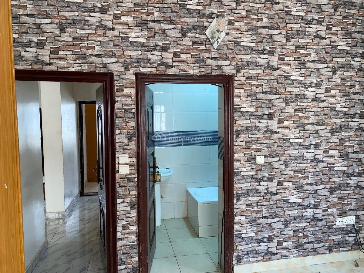 2 Bedroom, in an Estate, Life Camp, Abuja, Flat / Apartment for Rent