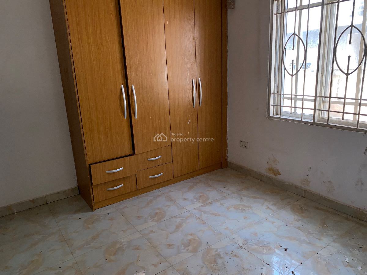 2 Bedroom, in an Estate, Life Camp, Abuja, Flat / Apartment for Rent