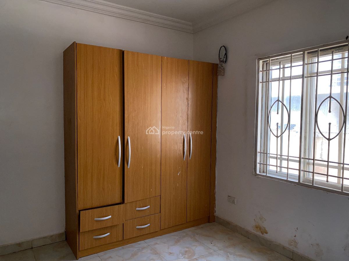 2 Bedroom, in an Estate, Life Camp, Abuja, Flat / Apartment for Rent