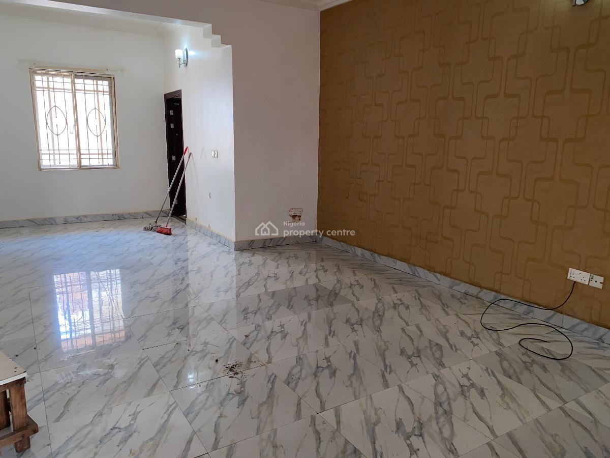 2 Bedroom, in an Estate, Life Camp, Abuja, Flat / Apartment for Rent