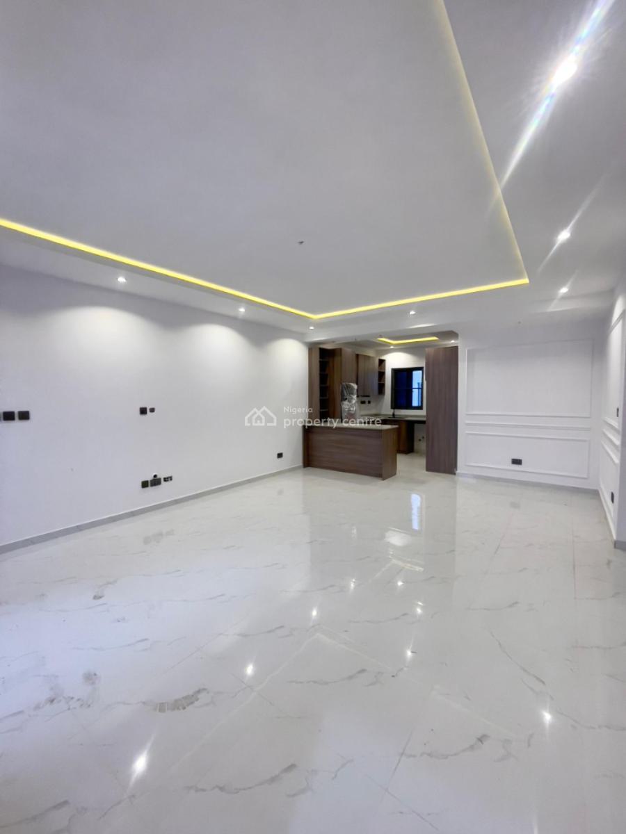 Absolutely Decent 2  Bed Apartment with Gym, Ikate, Lekki, Lagos, Flat / Apartment for Sale