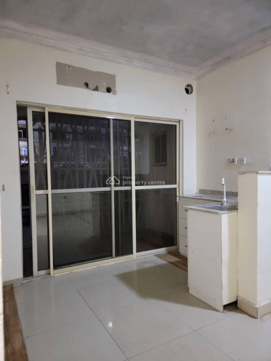 Newly Renovated 1bedroom Apartment, Magbogunje Street, Off Palace Road, Oniru Estate., Oniru, Victoria Island (vi), Lagos, Mini Flat (room and Parlour) for Rent