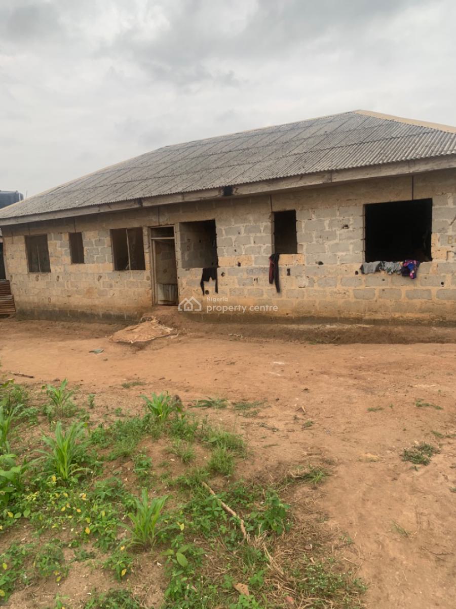 4 Unit of Uncompleted Mini Flat on Full Plot of Land, Gberigbe, Ikorodu, Lagos, House for Sale