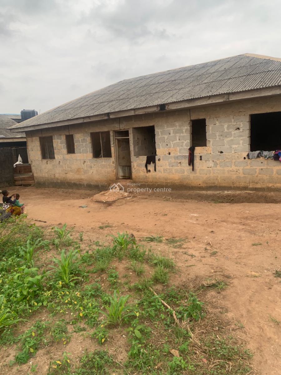 4 Unit of Uncompleted Mini Flat on Full Plot of Land, Gberigbe, Ikorodu, Lagos, House for Sale