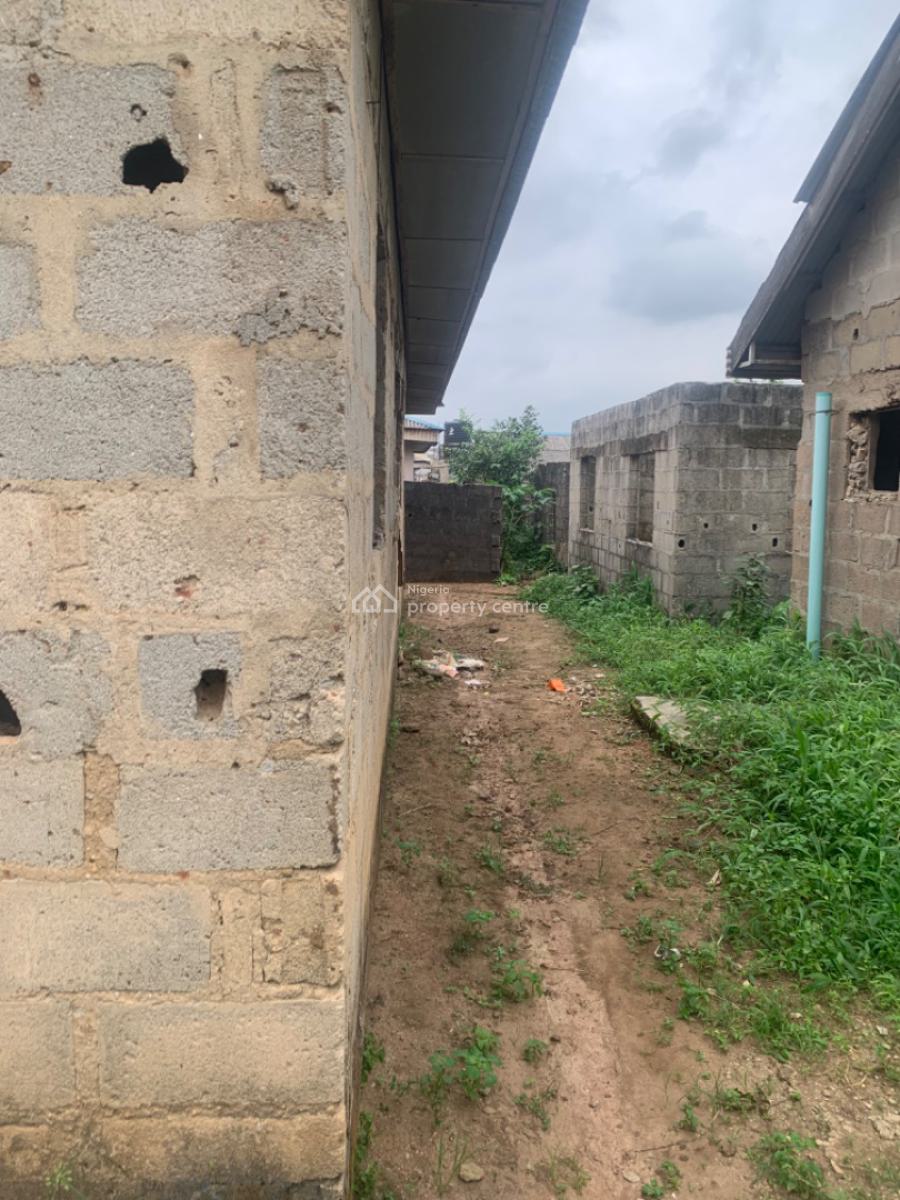 4 Unit of Uncompleted Mini Flat on Full Plot of Land, Gberigbe, Ikorodu, Lagos, House for Sale