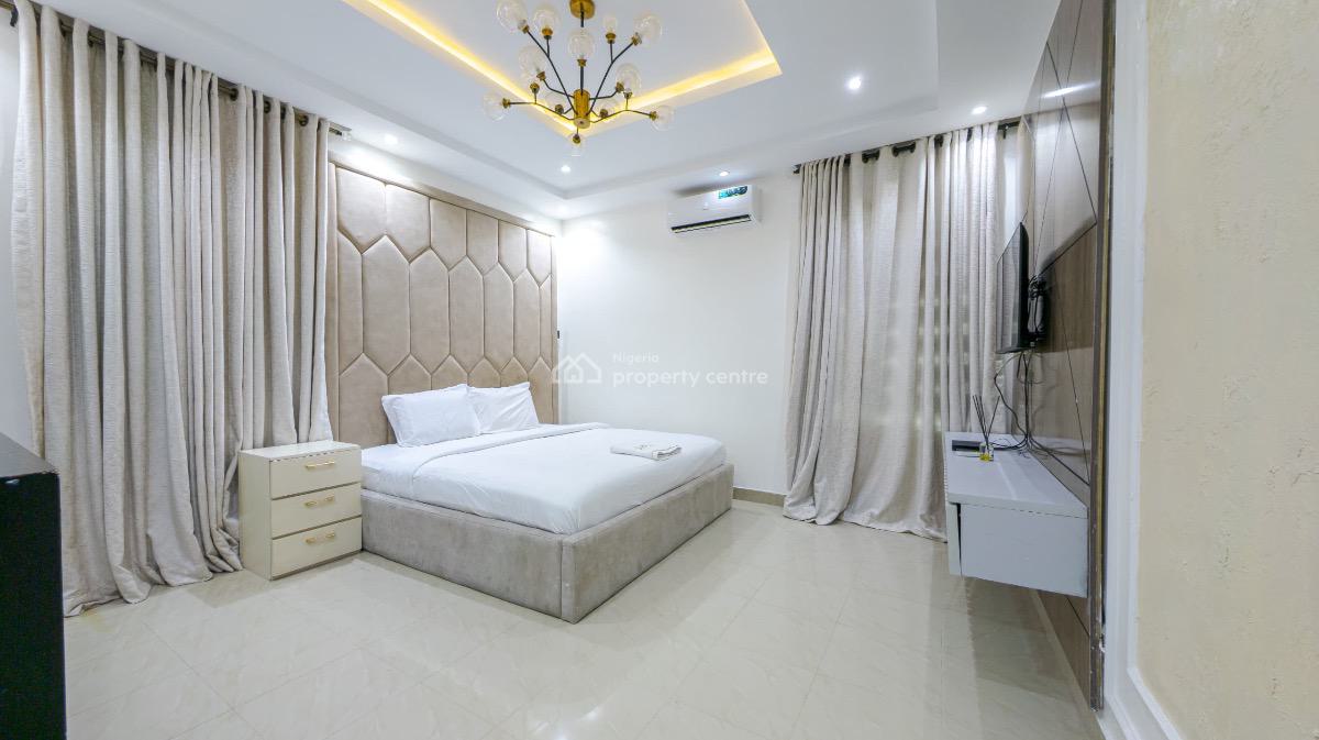 3 Bedroom Apartment with Pool & Snooker, Ikoyi, Lagos, Flat / Apartment Short Let