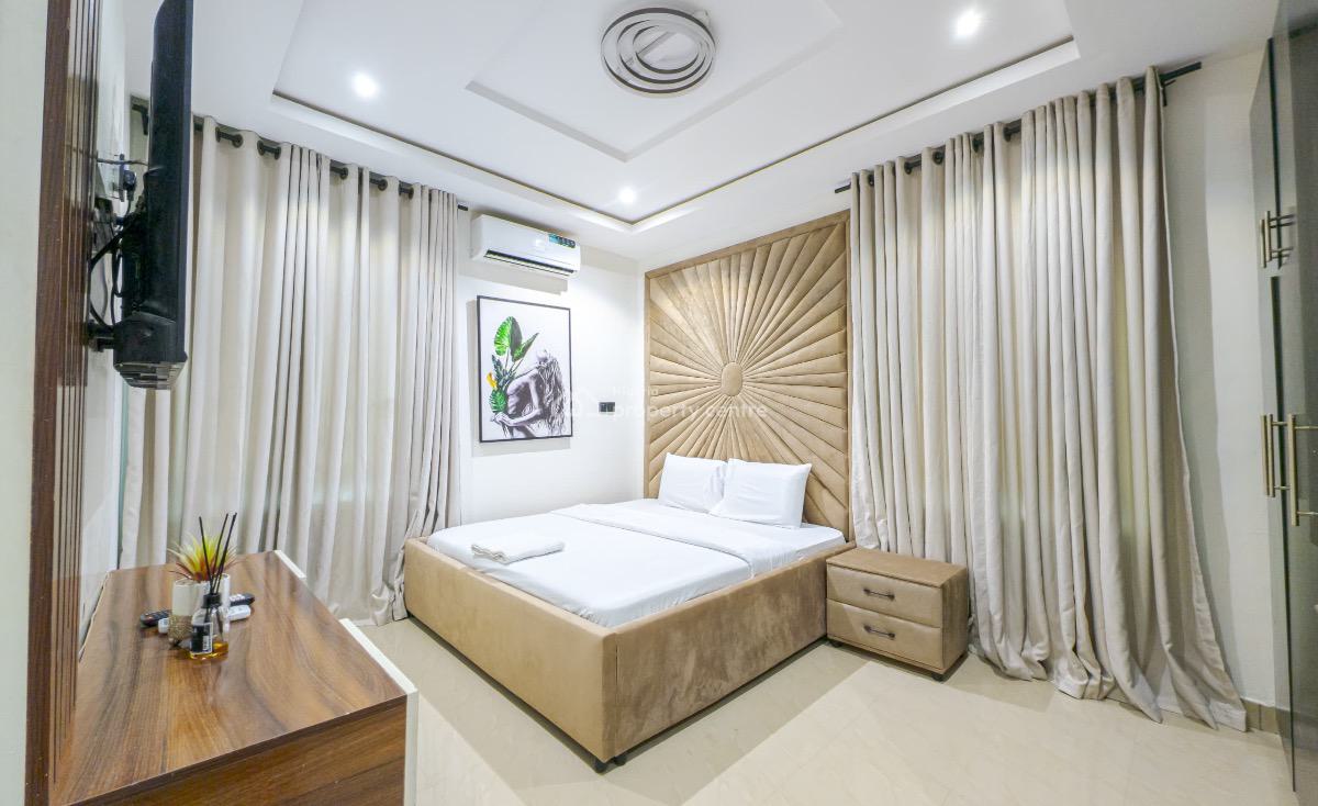 3 Bedroom Apartment with Pool & Snooker, Ikoyi, Lagos, Flat / Apartment Short Let