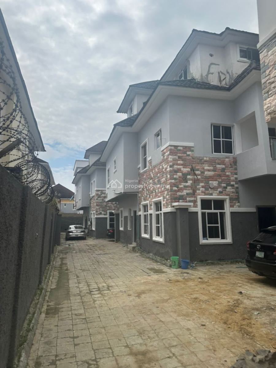 2 Bedroom Flat in a Gated and Access Code Estate, Southern View Estate, Lekki, Lagos, Flat / Apartment for Rent
