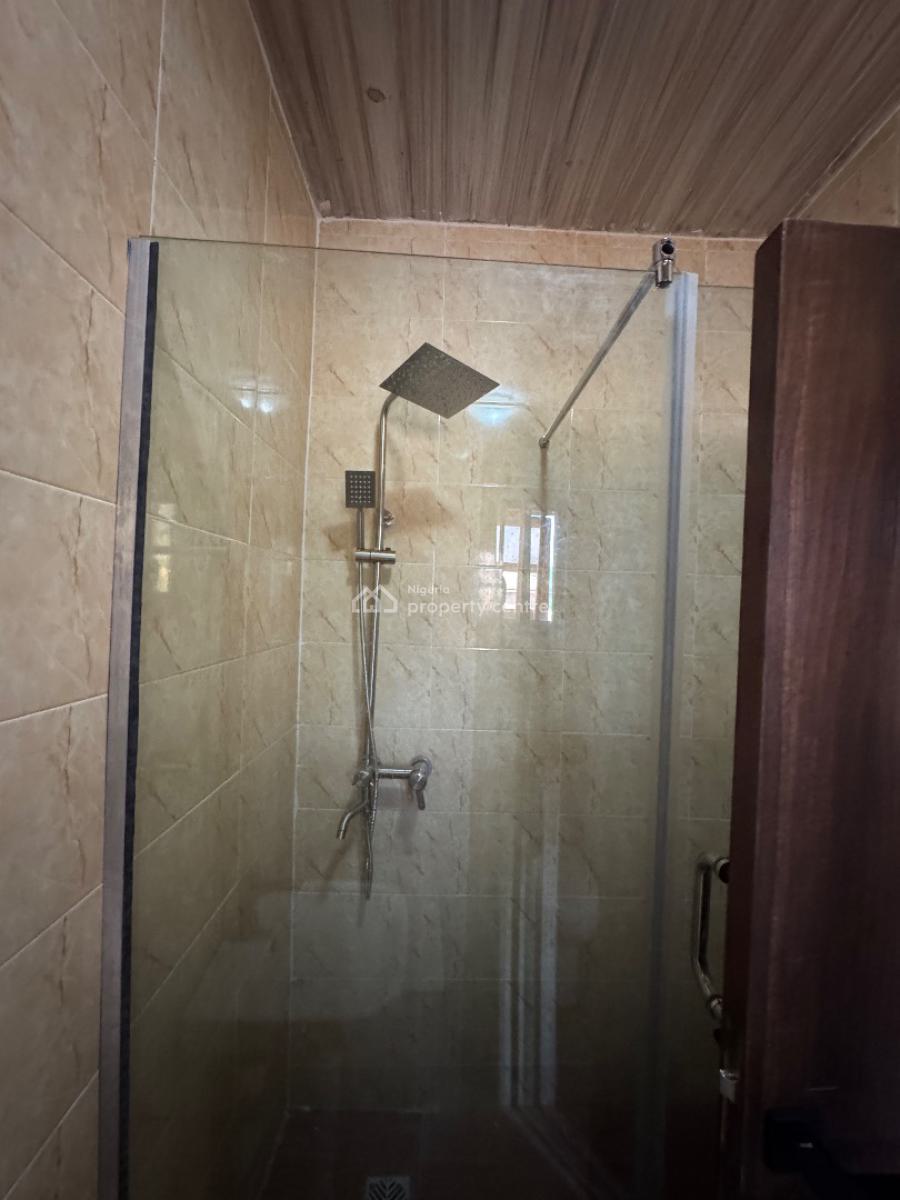 Spacious 3 Bedroom Apartment, Idado, Lekki, Lagos, Flat / Apartment for Rent