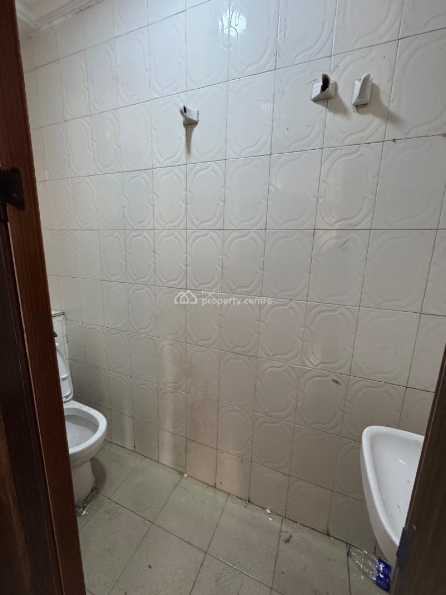Spacious 3 Bedroom Apartment, Idado, Lekki, Lagos, Flat / Apartment for Rent