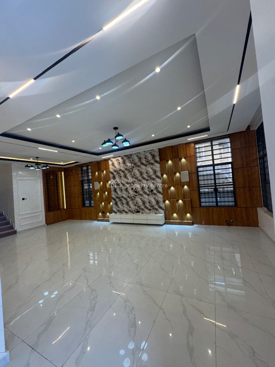 Massive World   5 Bedroom Duplex Fully Detached with Bq in Bera Estate, Bera Estate Chevron Drive, Lekki, Lagos, Detached Duplex for Sale