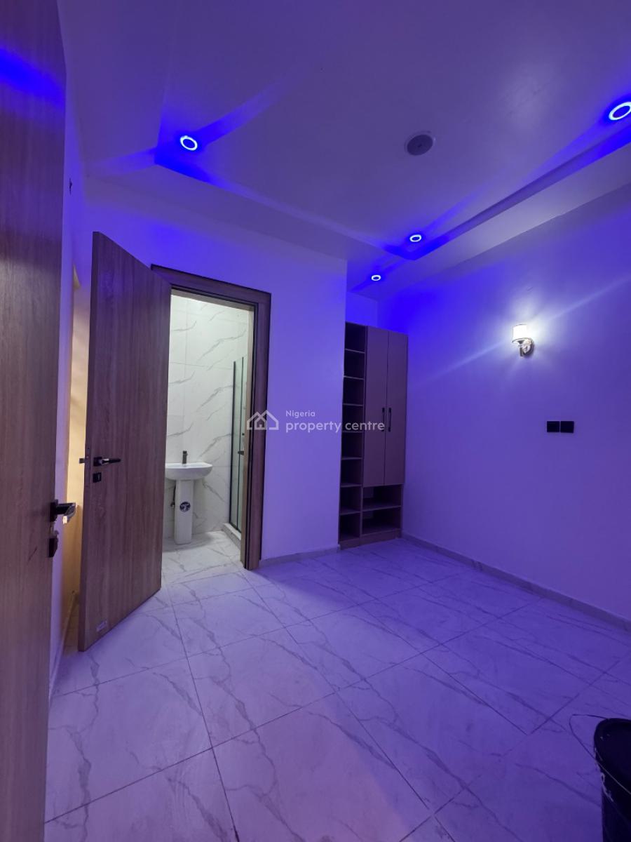 Massive World   5 Bedroom Duplex Fully Detached with Bq in Bera Estate, Bera Estate Chevron Drive, Lekki, Lagos, Detached Duplex for Sale