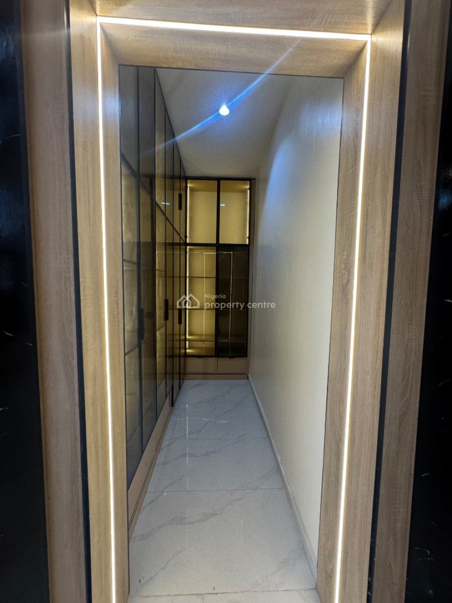 Massive World   5 Bedroom Duplex Fully Detached with Bq in Bera Estate, Bera Estate Chevron Drive, Lekki, Lagos, Detached Duplex for Sale