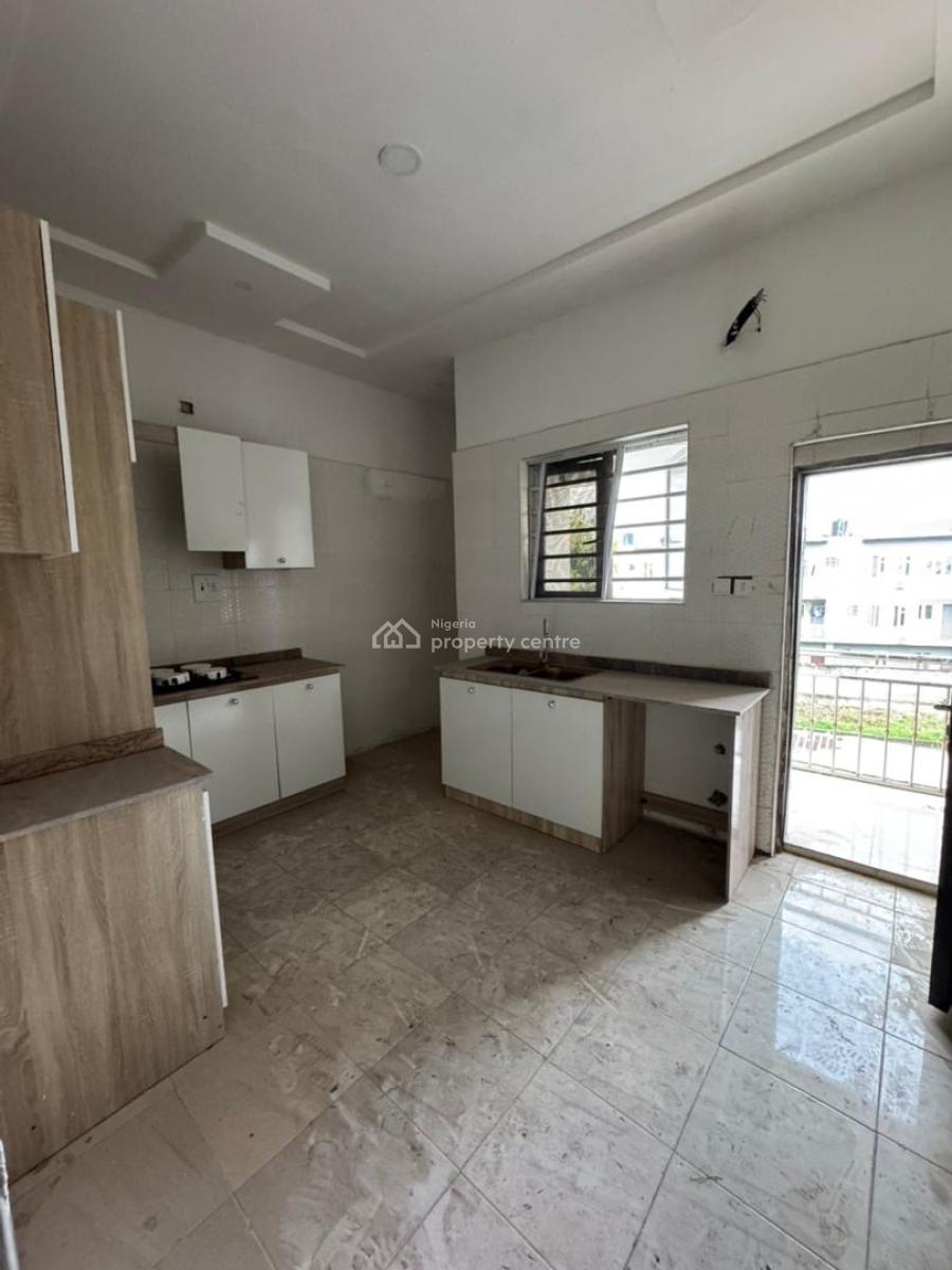 Spacious Serviced 2 Bedroom Apartment, Osapa/agungi, Osapa, Lekki, Lagos, Flat / Apartment for Rent