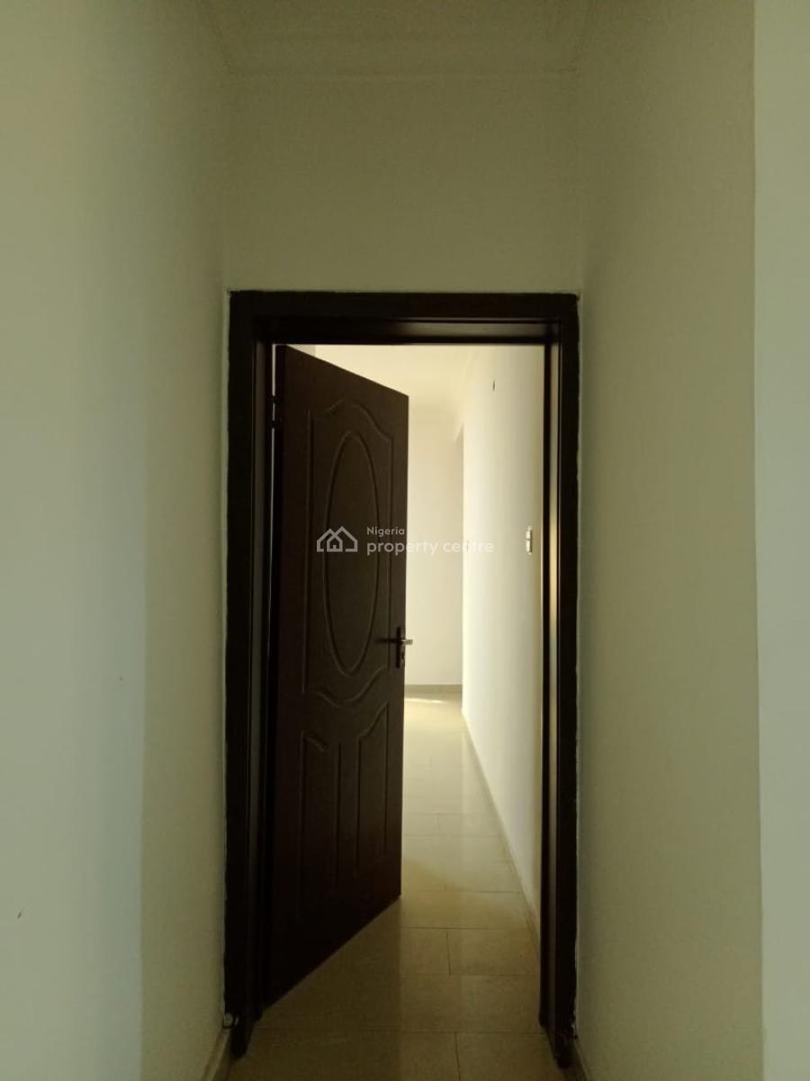 Spacious Miniflat, Off Admiralty Way, Lekki Phase 1, Lekki, Lagos, Mini Flat (room and Parlour) for Rent