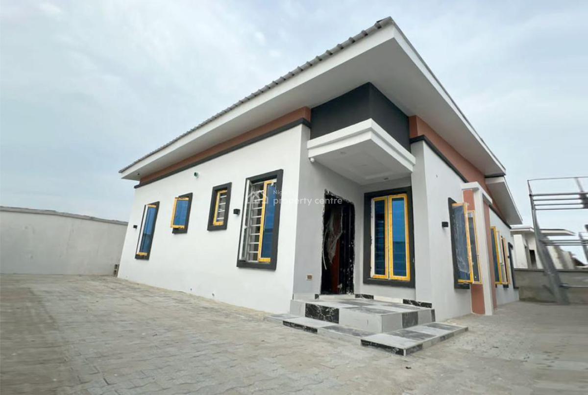 Spacious 3-bedroom Bungalow with Bq, Awoyaya Oribanwa, Ibeju Lekki, Lagos, Detached Bungalow for Sale
