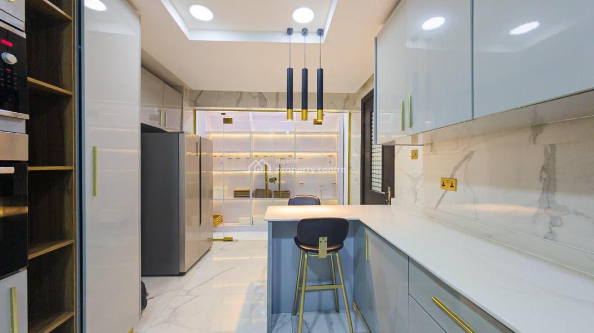 Luxury 2 Bedroom Waterfront with Pool & Gym, Ikoyi, Lagos, Flat / Apartment Short Let