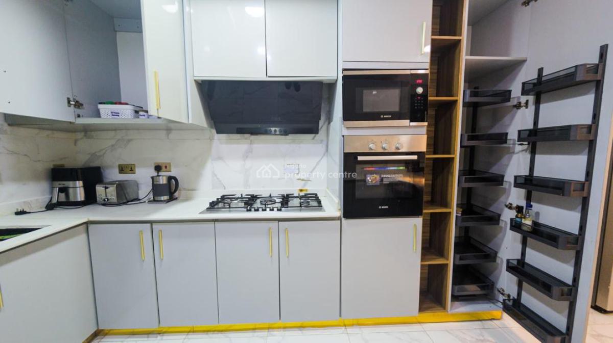 Luxury 2 Bedroom Waterfront with Pool & Gym, Ikoyi, Lagos, Flat / Apartment Short Let