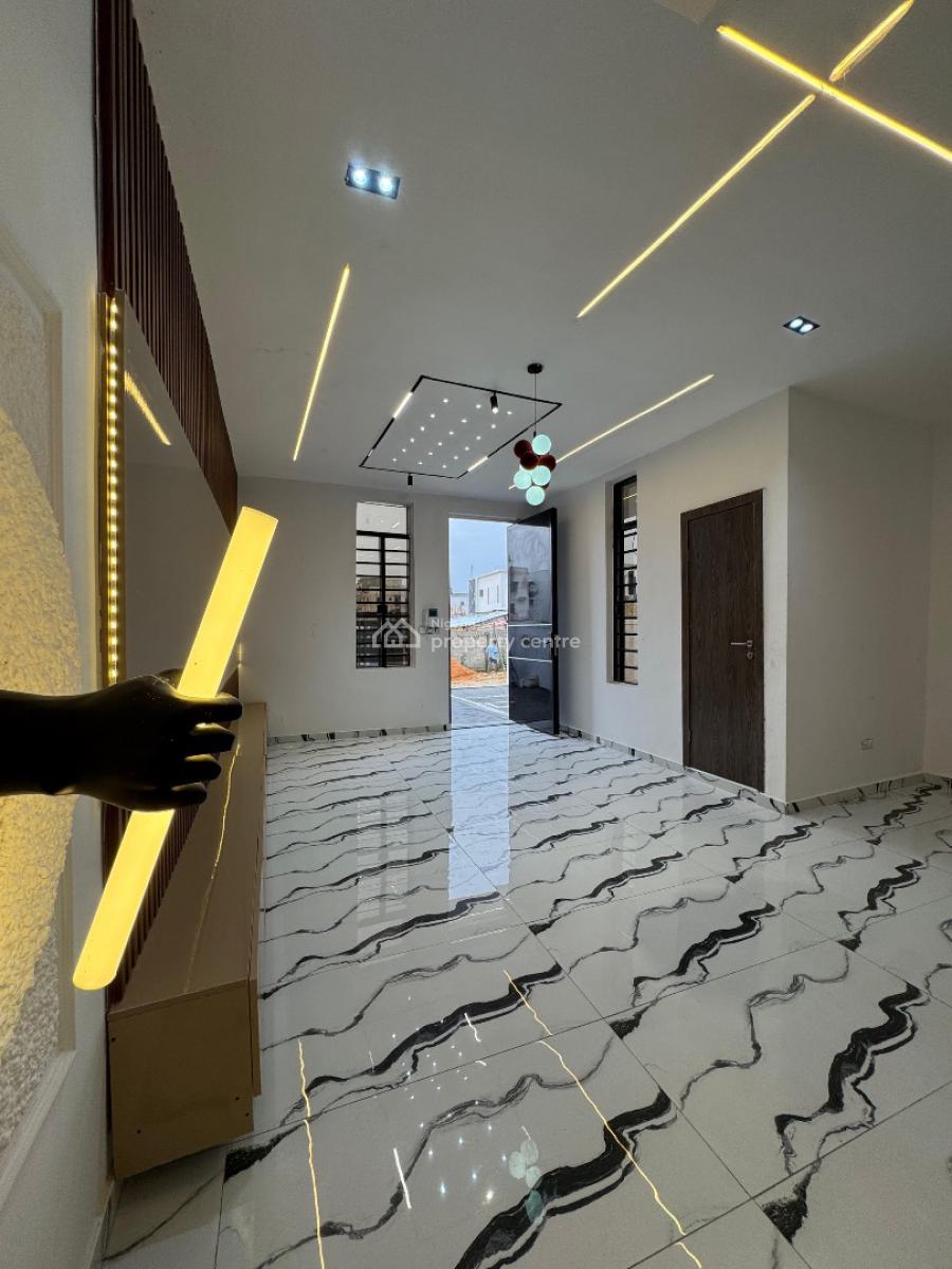 4  Bedroom Semi-detached Duplex  with a Bq, Ikota, Lekki, Lagos, Semi-detached Duplex for Sale