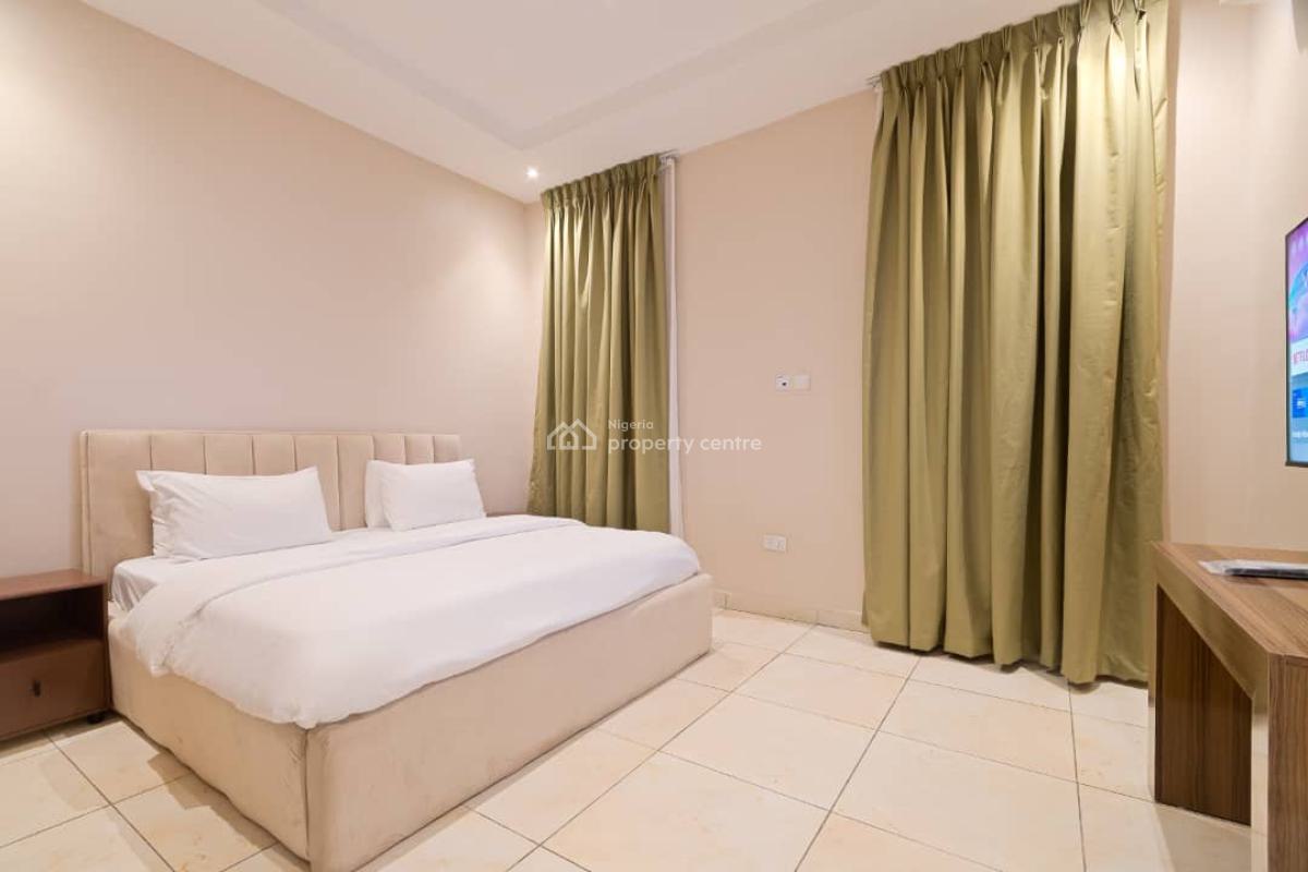 Luxurious 4 Bed with Swimming Pool, Victoria Island (vi), Lagos, House Short Let