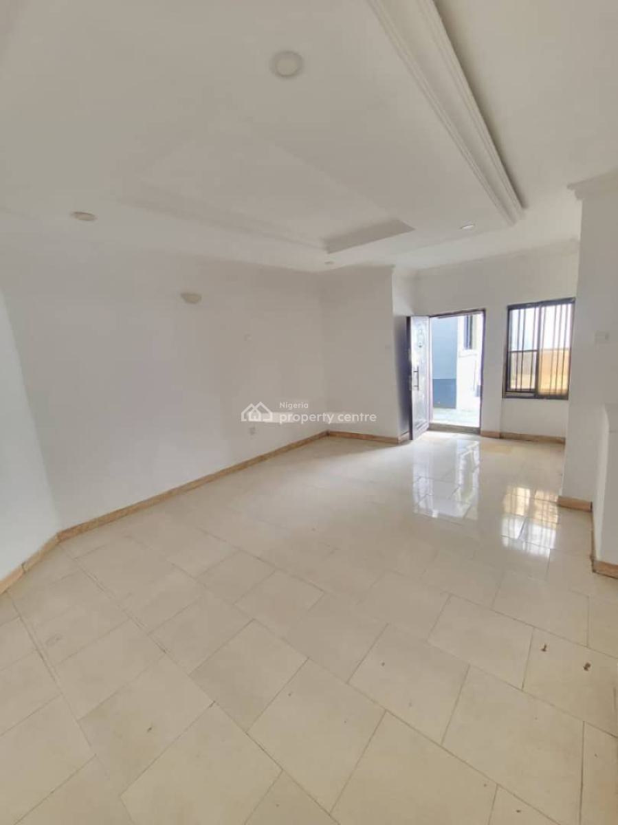 Mini Flat on The Ground Floor, Ado Road,ajah Lagos, Ado, Ajah, Lagos, Mini Flat (room and Parlour) for Rent