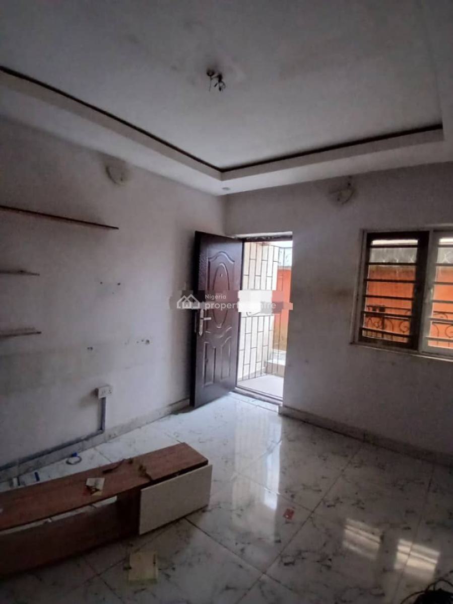 a Mini Flat on The Ground Floor, Oke Ira Nla,ajah Lagos, Oke Ira, Ajah, Lagos, Mini Flat (room and Parlour) for Rent