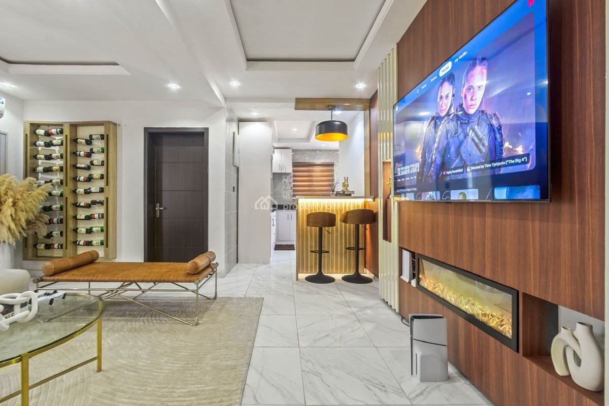 a Spacious Luxury 1 Bedroom with Ps5, 2 Balconies & Private Gym, Off Freedom Way, Lekki Phase 1, Lekki, Lagos, Flat / Apartment Short Let