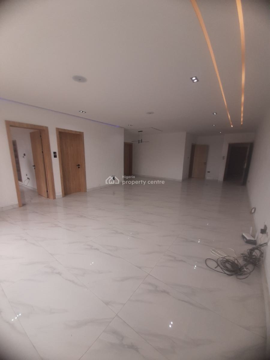 Newly Built and Serviced with 24/7 Power Supply 2 Bedroom En-suite Fla, Lekki Phase 1, Lekki, Lagos, Flat / Apartment for Rent