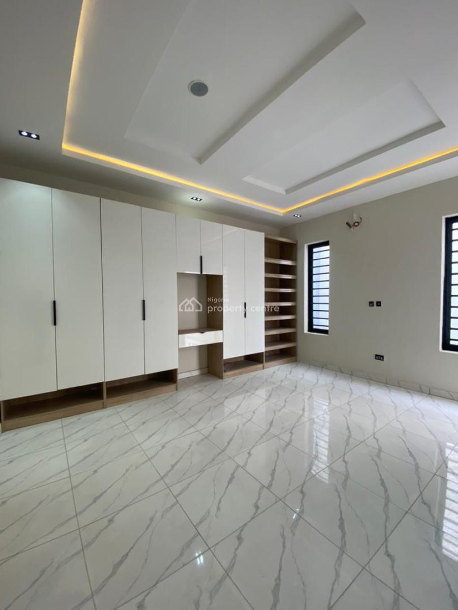 Aesthetically Pleasing 5 Bedroom Duplex with a Bq, Ologolo, Lekki, Lagos, House for Sale