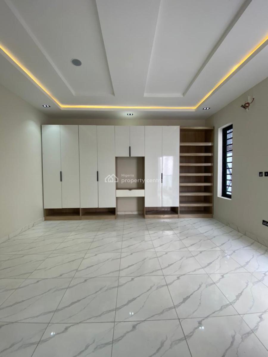 Aesthetically Pleasing 5 Bedroom Duplex with a Bq, Ologolo, Lekki, Lagos, House for Sale