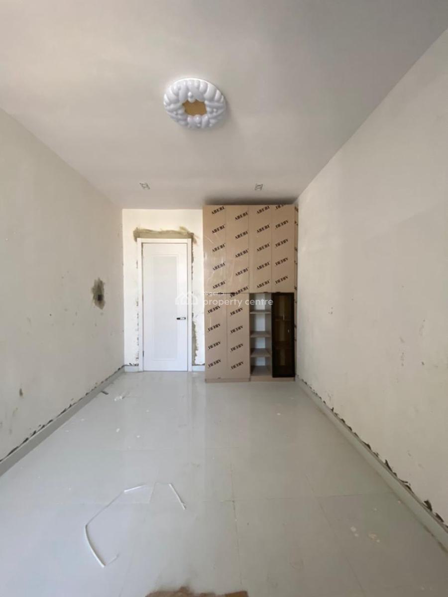 Lovely 2 Bedroom Apartment with a Serene Environment, Ologolo, Lekki, Lagos, Flat / Apartment for Sale