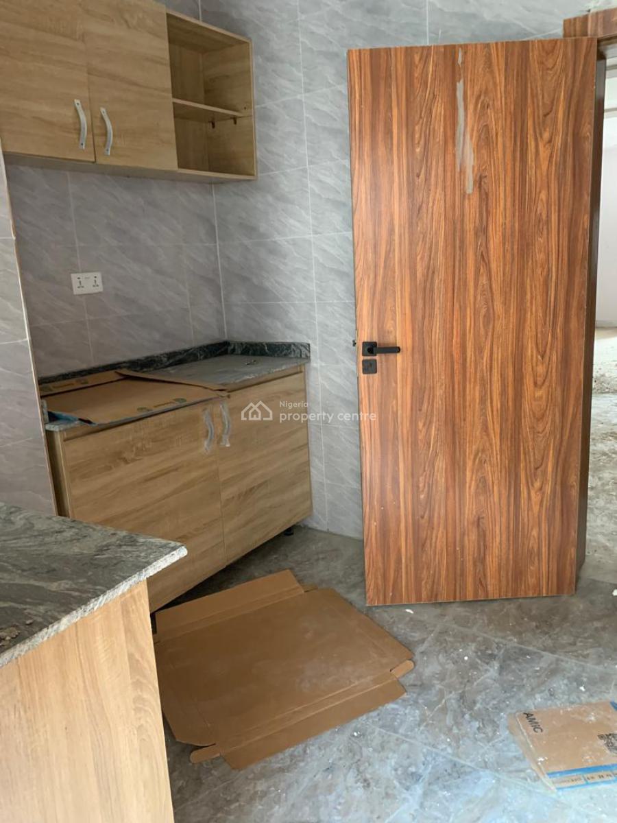 Top Notch 3 Bedroom Flat in a Good and Secured Area, Abraham Adesanya Area, Ajah, Lagos, Flat / Apartment for Rent