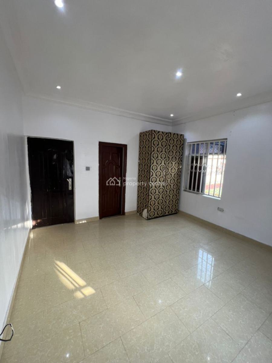 Inviting Look of Elegance in a Studio Bedroom Apartment (upstairs), Bera Estate, Lekki, Lagos, House for Rent