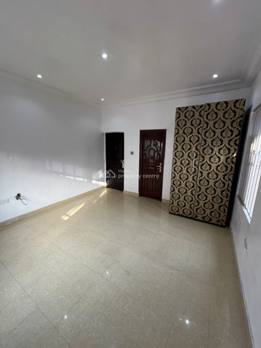 Inviting Look of Elegance in a Studio Bedroom Apartment (upstairs), Bera Estate, Lekki, Lagos, House for Rent