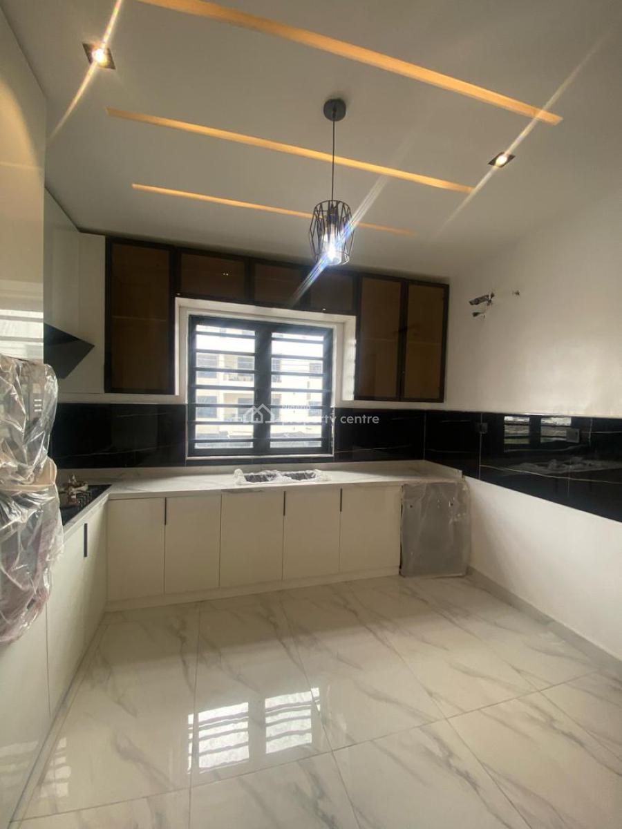Luxurious & Spacious 2 Bedroom Apartment with Pool, Elevator, Ikate Elegushi, Lekki, Lagos, Flat / Apartment for Rent