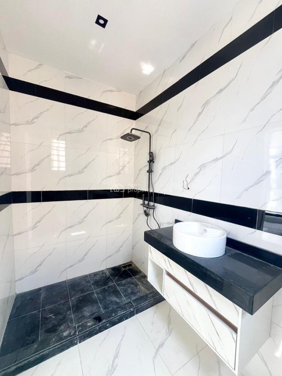 Spacious Newly Built 2 Bedroom Apartment with Gym Off Freedoms Way, Off Freedom Way Periwinkle Estate Lane, Lekki, Lagos, Block of Flats for Sale