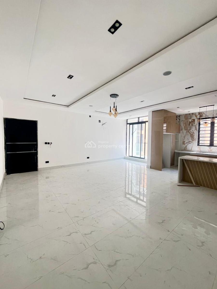 Spacious Newly Built 2 Bedroom Apartment with Gym Off Freedoms Way, Off Freedom Way Periwinkle Estate Lane, Lekki, Lagos, Block of Flats for Sale