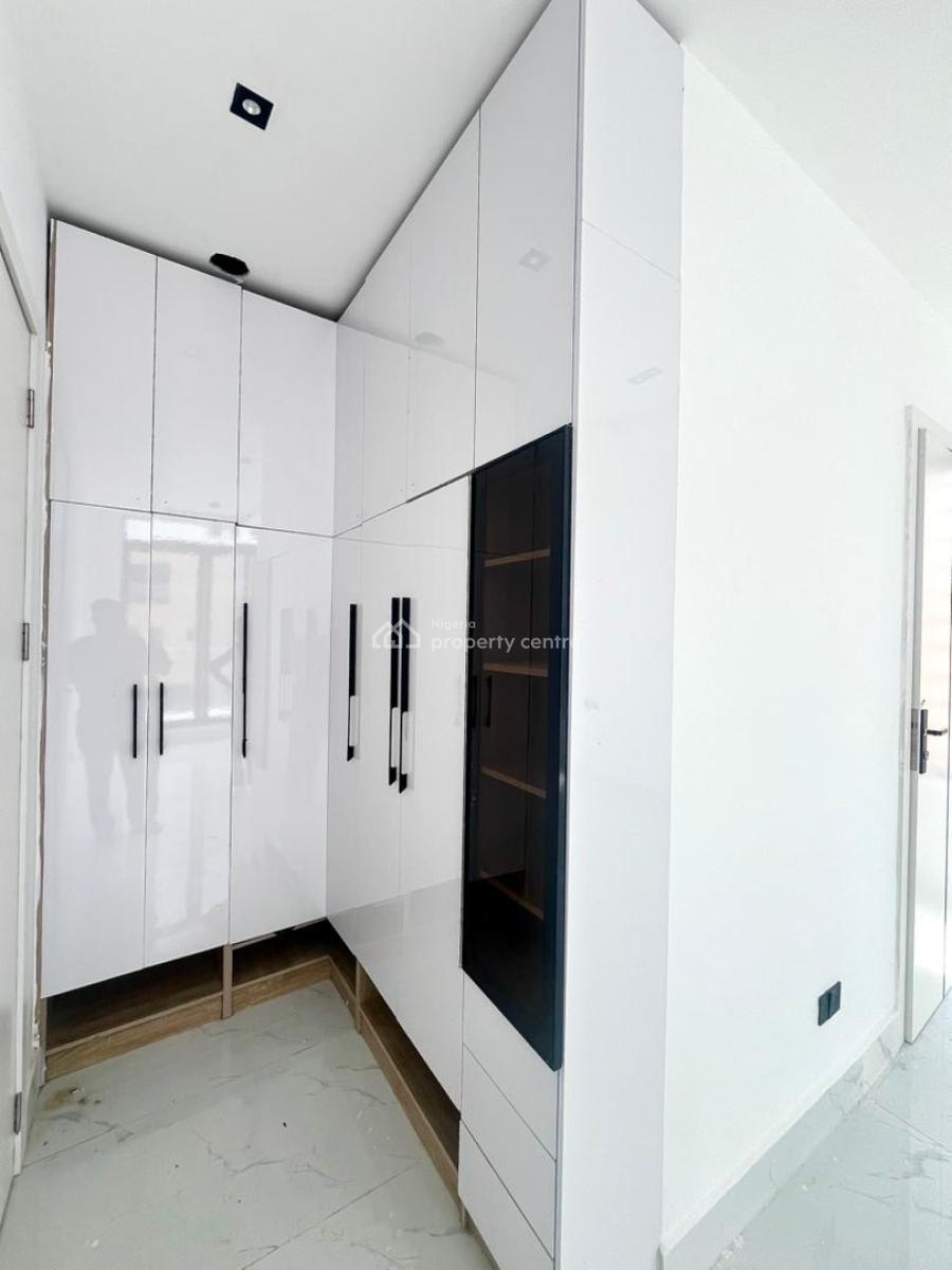 Spacious Newly Built 2 Bedroom Apartment with Gym Off Freedoms Way, Off Freedom Way Periwinkle Estate Lane, Lekki, Lagos, Block of Flats for Sale