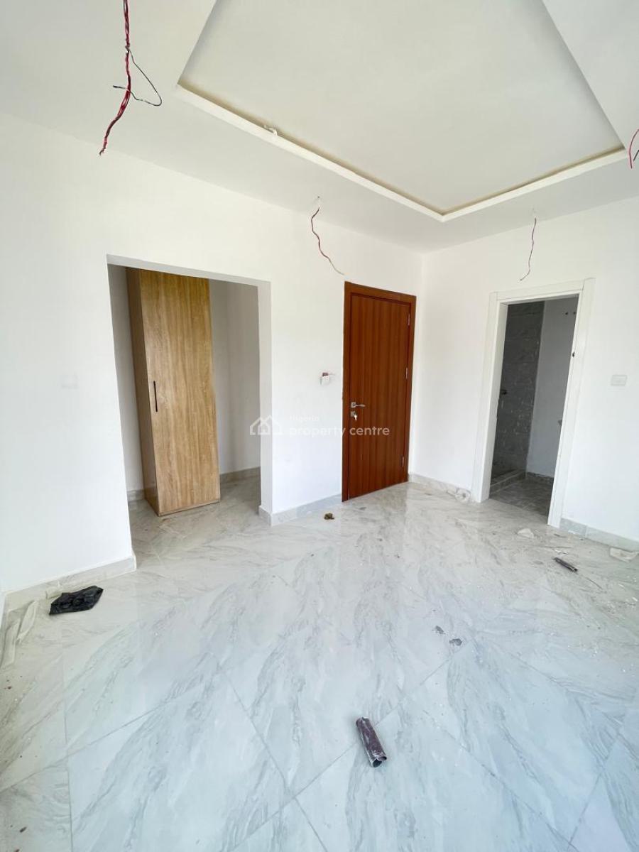 Beautiful 3 Bedroom Maisonette with Functional Elevator, Ikate Elegushi, Lekki, Lagos, Block of Flats for Sale